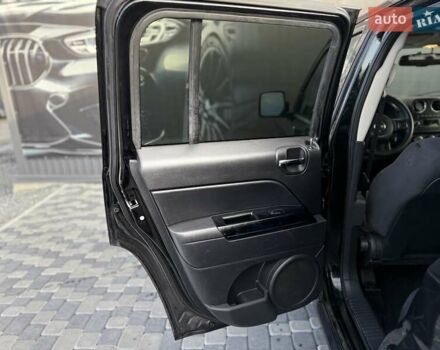 Чорний Джип Patriot, об'ємом двигуна 2.36 л та пробігом 144 тис. км за 7900 $, фото 38 на Automoto.ua