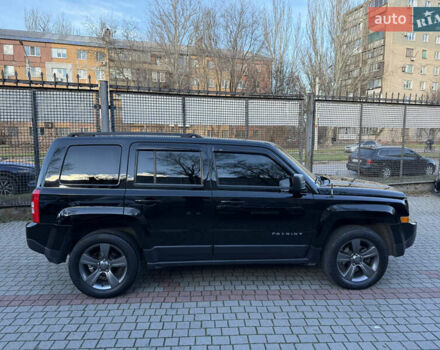 Чорний Джип Patriot, об'ємом двигуна 2.4 л та пробігом 128 тис. км за 10300 $, фото 7 на Automoto.ua
