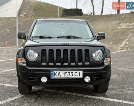 Черный Джип Патриот, объемом двигателя 2 л и пробегом 137 тыс. км за 10350 $, фото 1 на Automoto.ua
