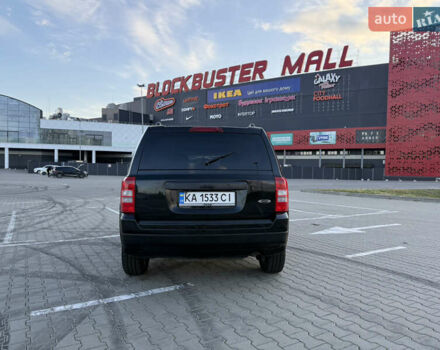 Чорний Джип Patriot, об'ємом двигуна 2 л та пробігом 137 тис. км за 10350 $, фото 5 на Automoto.ua