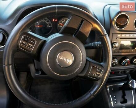 Чорний Джип Patriot, об'ємом двигуна 2.36 л та пробігом 190 тис. км за 11000 $, фото 4 на Automoto.ua