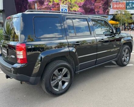 Чорний Джип Patriot, об'ємом двигуна 2.36 л та пробігом 123 тис. км за 10690 $, фото 6 на Automoto.ua