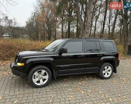 Черный Джип Патриот, объемом двигателя 2.4 л и пробегом 88 тыс. км за 10000 $, фото 4 на Automoto.ua