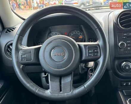 Чорний Джип Patriot, об'ємом двигуна 2.36 л та пробігом 123 тис. км за 10690 $, фото 13 на Automoto.ua