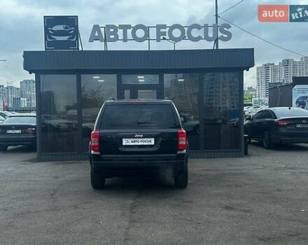 Чорний Джип Patriot, об'ємом двигуна 2.36 л та пробігом 145 тис. км за 10990 $, фото 7 на Automoto.ua