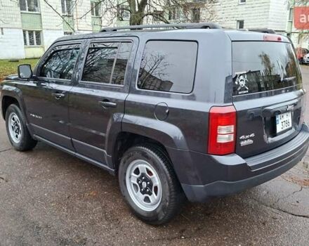Черный Джип Патриот, объемом двигателя 2.36 л и пробегом 187 тыс. км за 10800 $, фото 6 на Automoto.ua