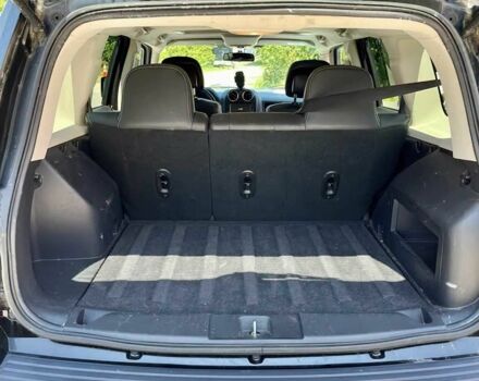 Черный Джип Патриот, объемом двигателя 2.4 л и пробегом 78 тыс. км за 5000 $, фото 5 на Automoto.ua