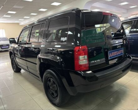 Чорний Джип Patriot, об'ємом двигуна 2.4 л та пробігом 109 тис. км за 10400 $, фото 5 на Automoto.ua