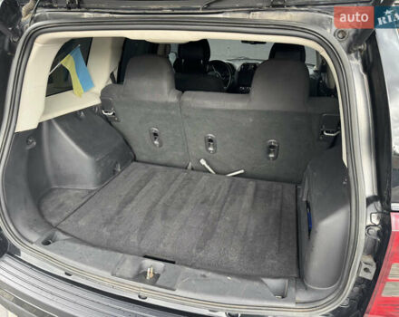 Черный Джип Патриот, объемом двигателя 2.4 л и пробегом 146 тыс. км за 11000 $, фото 15 на Automoto.ua