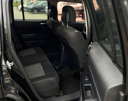 Черный Джип Патриот, объемом двигателя 2.4 л и пробегом 200 тыс. км за 9800 $, фото 28 на Automoto.ua