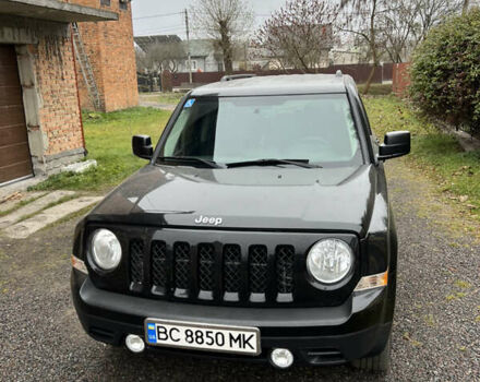 Черный Джип Патриот, объемом двигателя 2.36 л и пробегом 167 тыс. км за 10200 $, фото 2 на Automoto.ua