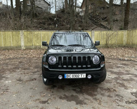 Черный Джип Патриот, объемом двигателя 2.36 л и пробегом 32 тыс. км за 11200 $, фото 6 на Automoto.ua