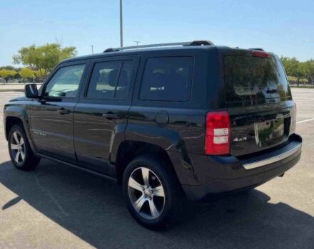 Черный Джип Патриот, объемом двигателя 2.4 л и пробегом 72 тыс. км за 5800 $, фото 4 на Automoto.ua