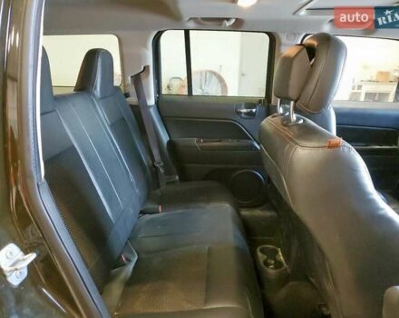 Джип Патриот 2016 в Ровно на Automoto.ua Черный Джип Патриот, объемом двигателя 2.36 л и пробегом 167 тыс. км за 900 $, фото 10 на Automoto.ua