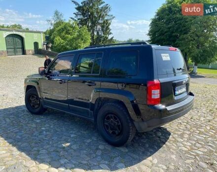 Черный Джип Патриот, объемом двигателя 2.36 л и пробегом 210 тыс. км за 8400 $, фото 5 на Automoto.ua