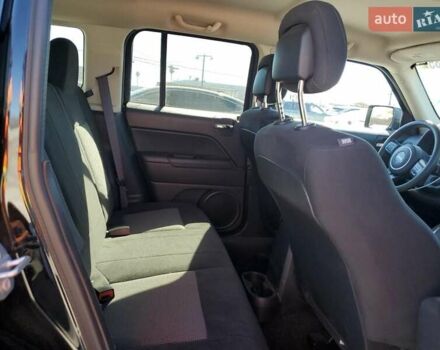 Чорний Джип Patriot, об'ємом двигуна 2.36 л та пробігом 116 тис. км за 1000 $, фото 10 на Automoto.ua