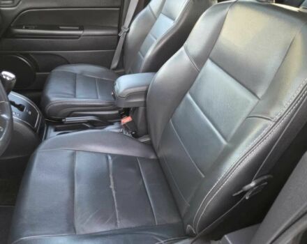 Черный Джип Патриот, объемом двигателя 2 л и пробегом 77 тыс. км за 5000 $, фото 7 на Automoto.ua