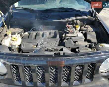 Чорний Джип Patriot, об'ємом двигуна 2.36 л та пробігом 116 тис. км за 1000 $, фото 11 на Automoto.ua