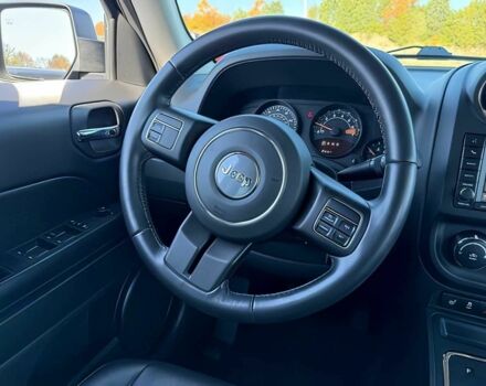 Черный Джип Патриот, объемом двигателя 2.4 л и пробегом 73 тыс. км за 5700 $, фото 7 на Automoto.ua