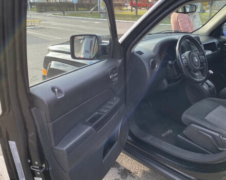 Черный Джип Патриот, объемом двигателя 2.36 л и пробегом 99 тыс. км за 11500 $, фото 10 на Automoto.ua