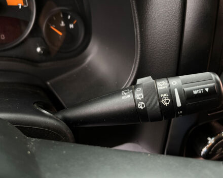 Черный Джип Патриот, объемом двигателя 2.4 л и пробегом 200 тыс. км за 9800 $, фото 18 на Automoto.ua