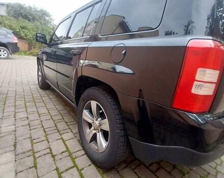 Черный Джип Патриот, объемом двигателя 2 л и пробегом 99 тыс. км за 11000 $, фото 5 на Automoto.ua