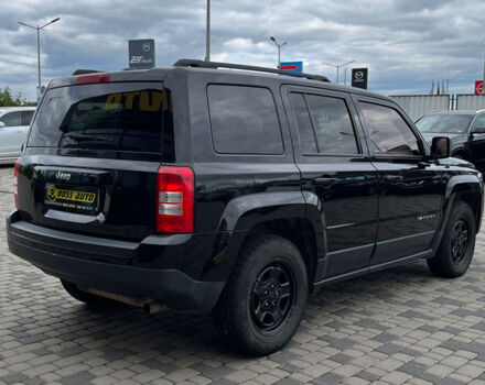 Черный Джип Патриот, объемом двигателя 2.4 л и пробегом 200 тыс. км за 9800 $, фото 6 на Automoto.ua