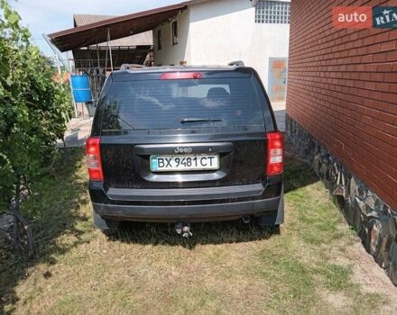 Черный Джип Патриот, объемом двигателя 2 л и пробегом 50 тыс. км за 13200 $, фото 4 на Automoto.ua