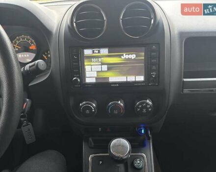 Черный Джип Патриот, объемом двигателя 2.36 л и пробегом 195 тыс. км за 8900 $, фото 7 на Automoto.ua