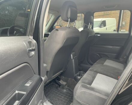 Черный Джип Патриот, объемом двигателя 2.4 л и пробегом 200 тыс. км за 10000 $, фото 7 на Automoto.ua