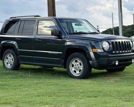 Черный Джип Патриот, объемом двигателя 2 л и пробегом 73 тыс. км за 6000 $, фото 2 на Automoto.ua