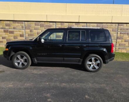 Черный Джип Патриот, объемом двигателя 2 л и пробегом 77 тыс. км за 5000 $, фото 3 на Automoto.ua