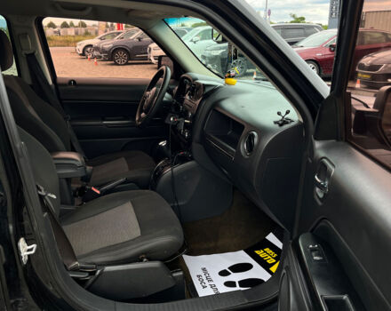 Черный Джип Патриот, объемом двигателя 2.4 л и пробегом 200 тыс. км за 9800 $, фото 25 на Automoto.ua