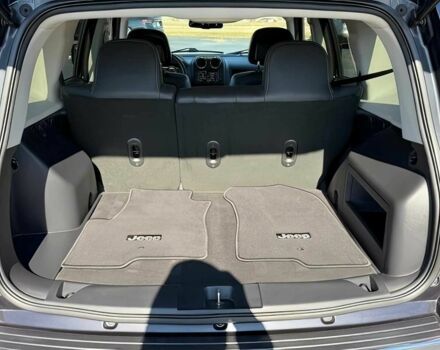 Черный Джип Патриот, объемом двигателя 2.4 л и пробегом 73 тыс. км за 5700 $, фото 10 на Automoto.ua