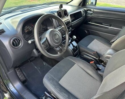 Черный Джип Патриот, объемом двигателя 2 л и пробегом 73 тыс. км за 6000 $, фото 6 на Automoto.ua