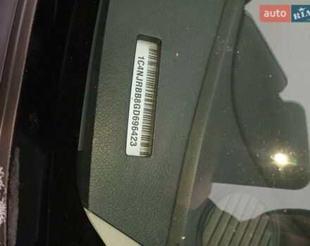 Чорний Джип Patriot, об'ємом двигуна 2.36 л та пробігом 63 тис. км за 12000 $, фото 4 на Automoto.ua