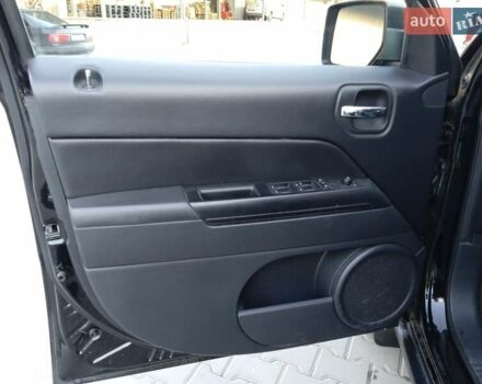 Джип Патриот 2016 в Житомире на Automoto.ua Черный Джип Патриот, объемом двигателя 2.36 л и пробегом 127 тыс. км за 12300 $, фото 9 на Automoto.ua