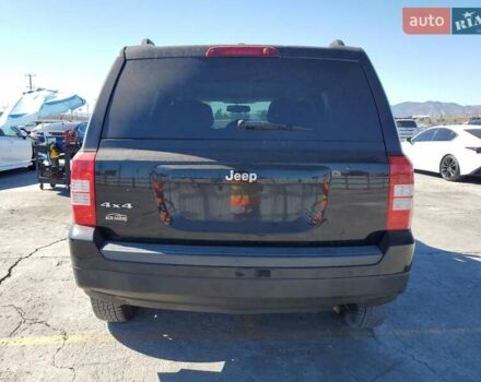 Чорний Джип Patriot, об'ємом двигуна 2.36 л та пробігом 116 тис. км за 1000 $, фото 5 на Automoto.ua