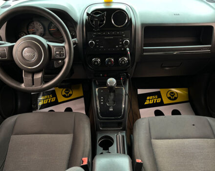 Черный Джип Патриот, объемом двигателя 2.4 л и пробегом 200 тыс. км за 9800 $, фото 12 на Automoto.ua