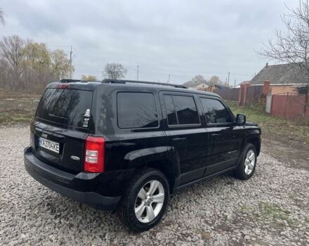 Черный Джип Патриот, объемом двигателя 2.4 л и пробегом 200 тыс. км за 10000 $, фото 3 на Automoto.ua