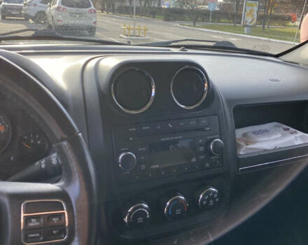 Черный Джип Патриот, объемом двигателя 2.36 л и пробегом 99 тыс. км за 11500 $, фото 8 на Automoto.ua