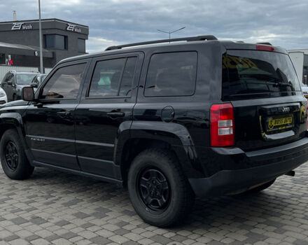 Черный Джип Патриот, объемом двигателя 2.4 л и пробегом 200 тыс. км за 9800 $, фото 4 на Automoto.ua