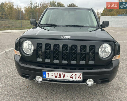 Чорний Джип Patriot, об'ємом двигуна 2 л та пробігом 153 тис. км за 12500 $, фото 1 на Automoto.ua