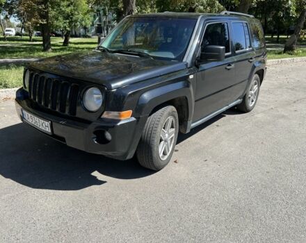 Черный Джип Патриот, объемом двигателя 2.4 л и пробегом 250 тыс. км за 5900 $, фото 1 на Automoto.ua