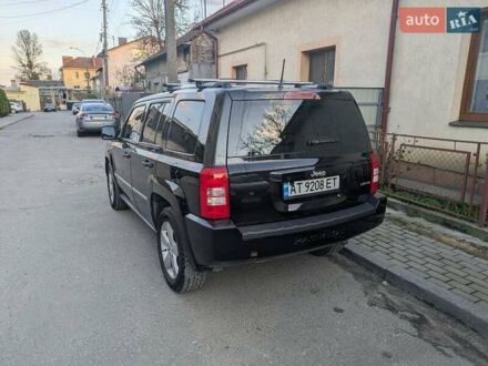 Джип Patriot 2008 у Івано-Франківську на Automoto.ua Чорний Джип Patriot, об'ємом двигуна 2.36 л та пробігом 267 тис. км за 7500 $, фото 1 на Automoto.ua