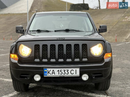 Джип Патриот 2015 в Киеве на Automoto.ua Черный Джип Патриот, объемом двигателя 2 л и пробегом 137 тыс. км за 10350 $, фото 1 на Automoto.ua
