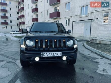 Черный Джип Патриот, объемом двигателя 2.36 л и пробегом 196 тыс. км за 10500 $, фото 1 на Automoto.ua