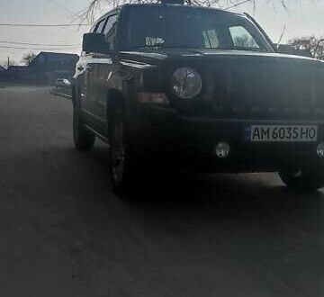 Черный Джип Патриот, объемом двигателя 2 л и пробегом 123 тыс. км за 11700 $, фото 1 на Automoto.ua