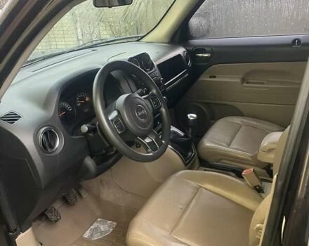 Коричневий Джип Patriot, об'ємом двигуна 2 л та пробігом 193 тис. км за 8300 $, фото 6 на Automoto.ua