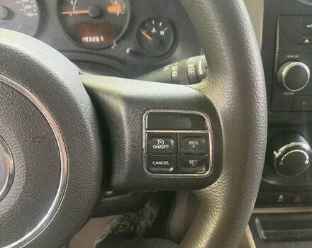 Коричневий Джип Patriot, об'ємом двигуна 2 л та пробігом 193 тис. км за 8300 $, фото 12 на Automoto.ua